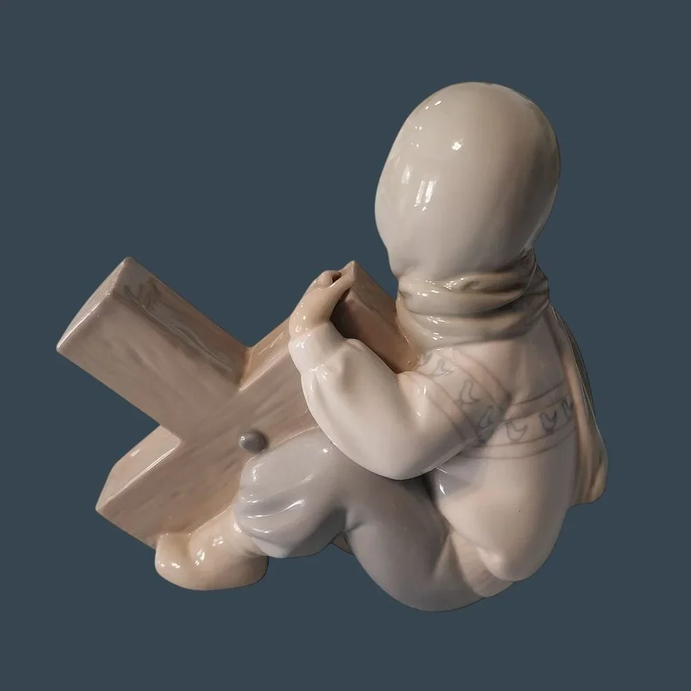 Lladro Child Playing Marraca Figurine Hard To Find Old Mark Vintage
